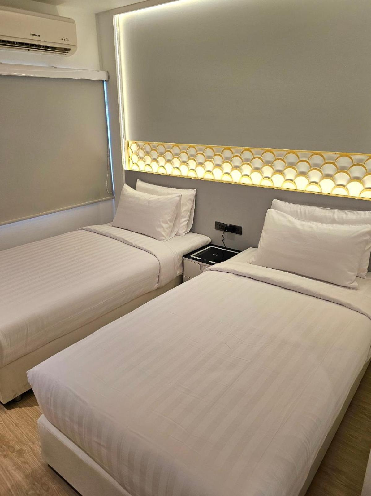 Arawana Express Sukhumvit 22 Aparthotel Bangkok Luaran gambar