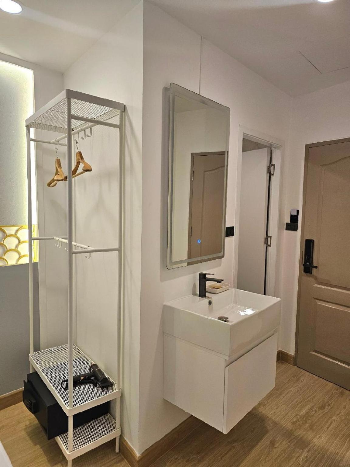 Arawana Express Sukhumvit 22 Aparthotel Bangkok Luaran gambar