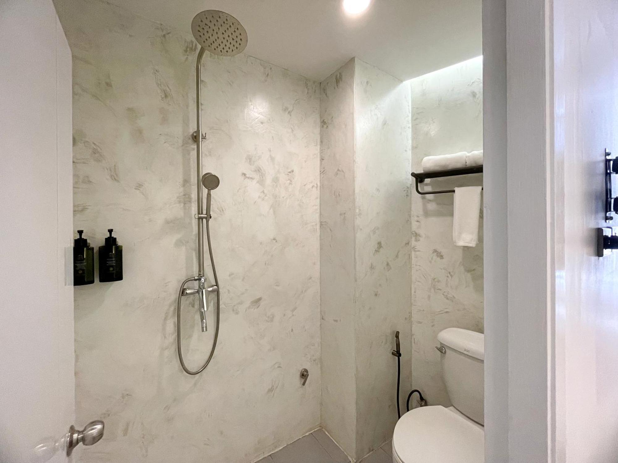 Arawana Express Sukhumvit 22 Aparthotel Bangkok Luaran gambar