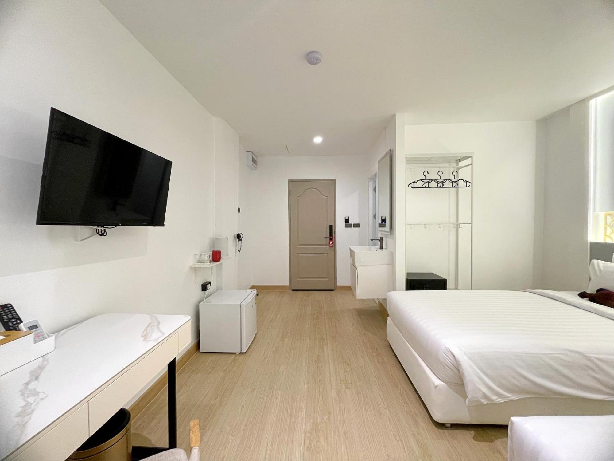 Arawana Express Sukhumvit 22 Aparthotel Bangkok Luaran gambar