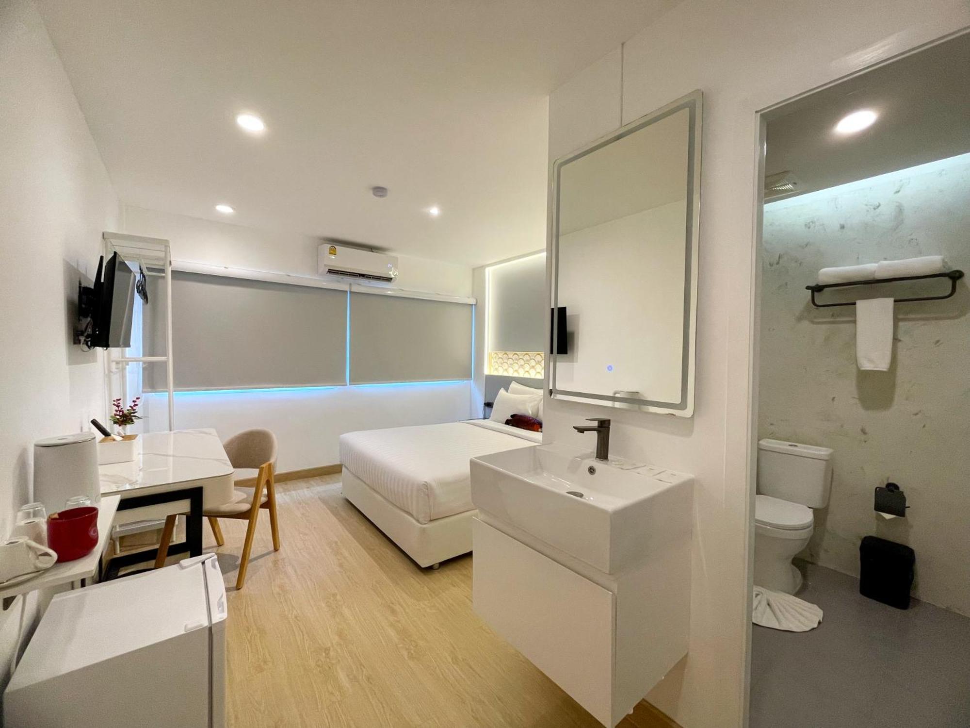 Arawana Express Sukhumvit 22 Aparthotel Bangkok Luaran gambar