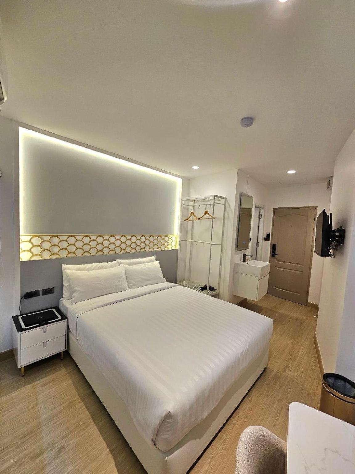 Arawana Express Sukhumvit 22 Aparthotel Bangkok Luaran gambar