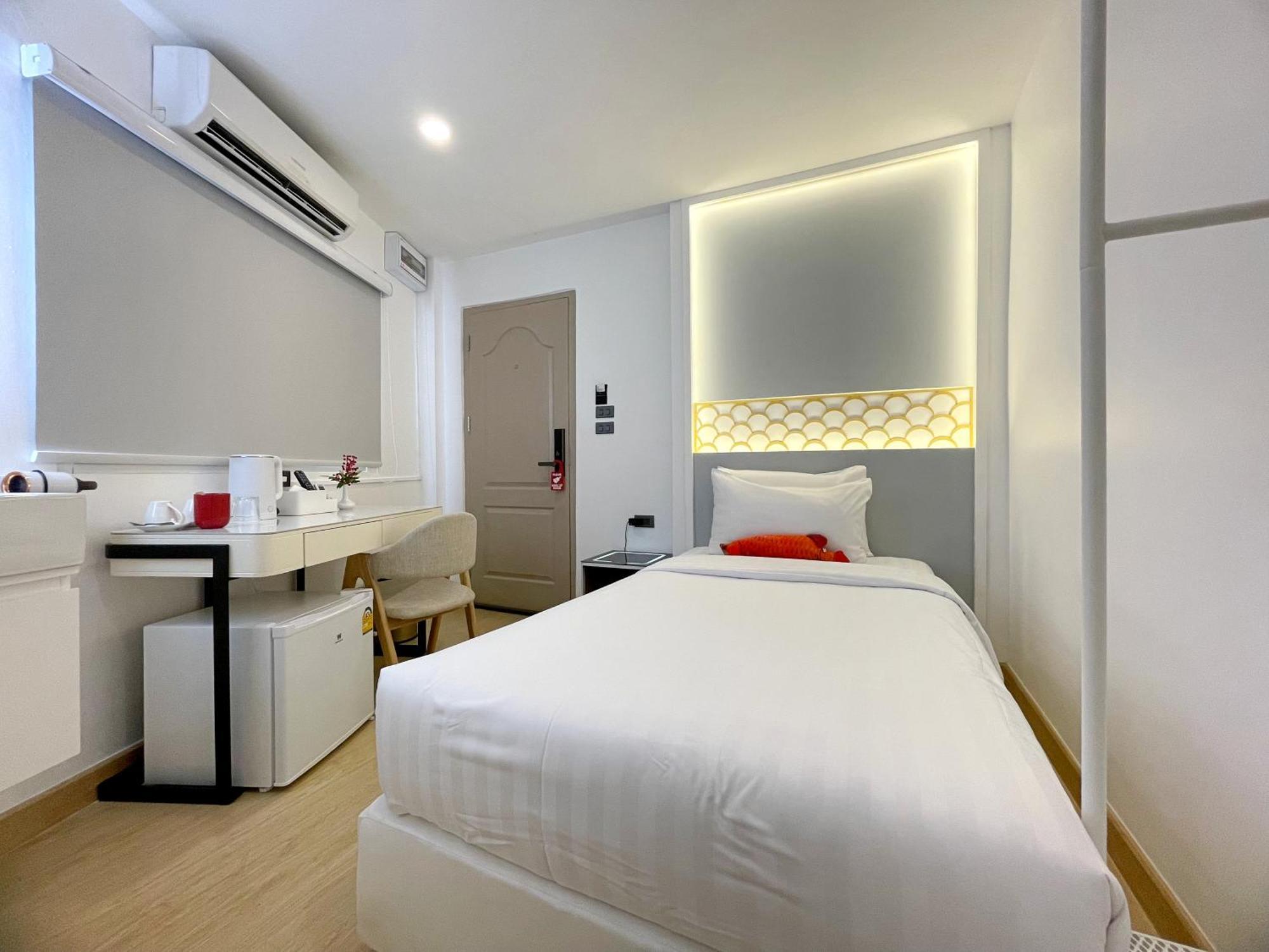 Arawana Express Sukhumvit 22 Aparthotel Bangkok Luaran gambar